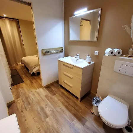 L' Ensoleillee Au Doux Refuge 3*