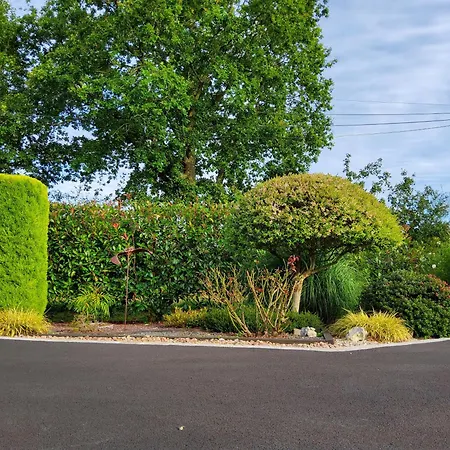 L' Ensoleillee Au Doux Refuge 3*